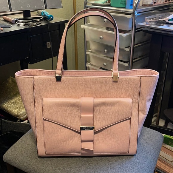 kate spade Handbags - Kate Spade Janice Purse- Pale Pink with straps